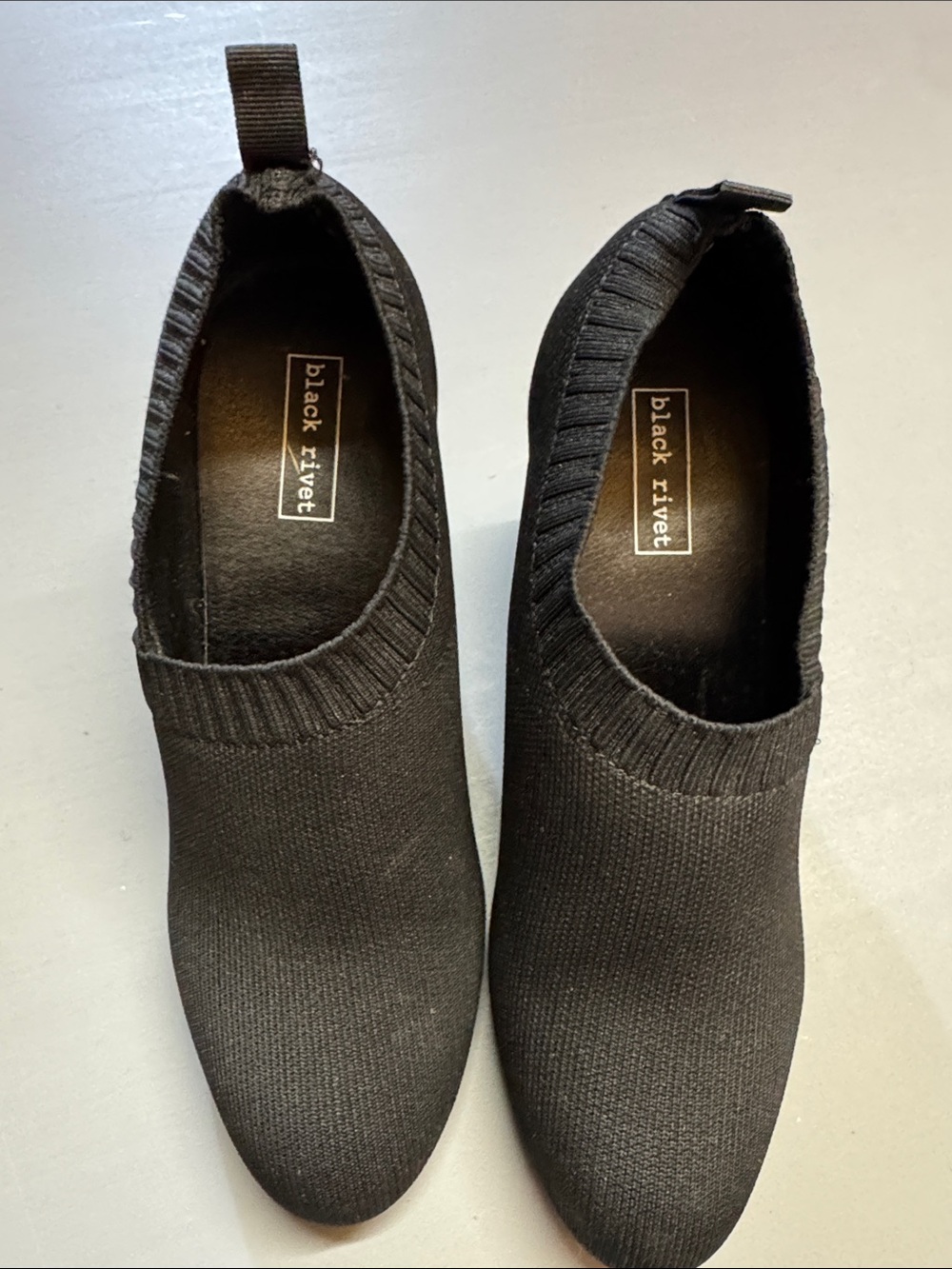 Black Rivet Women's Black Knit Slip-On Mules